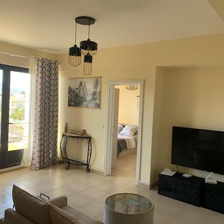 Modern Apartment Close To Flic En Flac Beach Kültér fotó