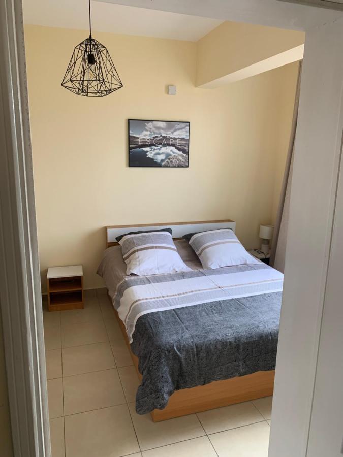 Modern Apartment Close To Flic En Flac Beach Kültér fotó